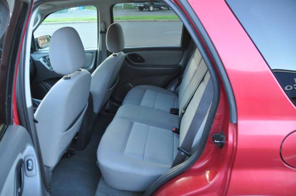2006 Ford Escape XLT AWD 95K Miles Alloy New Tires PA INSPECTED... for sale in Feasterville Trevose, PA – photo 12