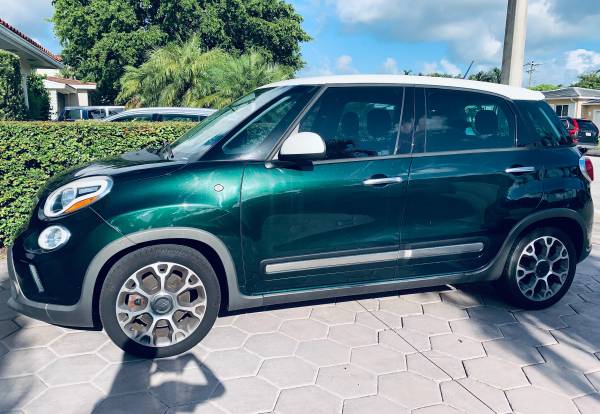 2014 FIAT 500L Trekking - cars & trucks - by owner - vehicle... for sale in Miami, FL – photo 2