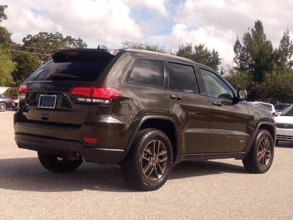 2016 Jeep Grand Cherokee Laredo Extra Low 30K Miles Factory... for sale in Sarasota, FL – photo 4