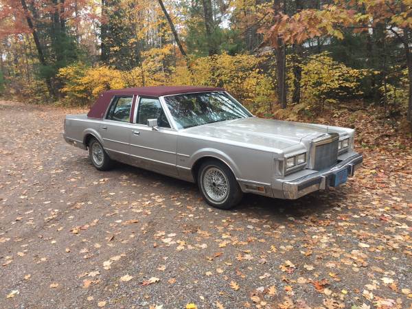 1988 Lincoln Town car for sale in Manitowish Waters, WI – photo 2