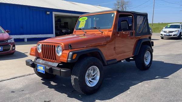 2001 Jeep Wrangler Sport suv Orange - - by dealer for sale in Pleasant Hill, IA – photo 2