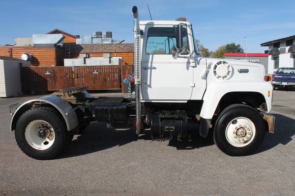 1988 FORD L8000 DAY CAB SEMI 7.8 I6 DIESEL AUTOMATIC LOW MILES CLEAN... for sale in WINDOM, MN – photo 5