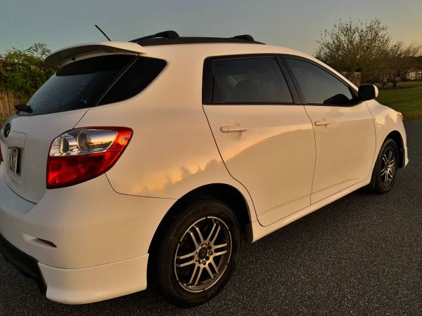 2009 TOYOTA MATRIX XRS 5 speed manual 119.000 MILES 37mpg RARE -... for sale in Gainesville, FL – photo 5