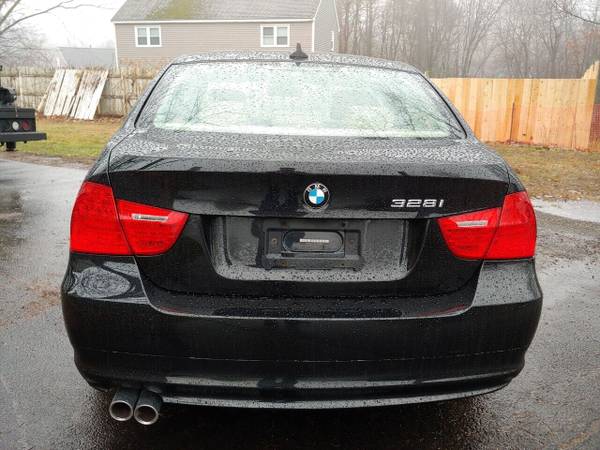 2010 BMW 3 Series 328i XDrive AWD 4dr Sedan - cars & trucks - by... for sale in Derry, NH – photo 4