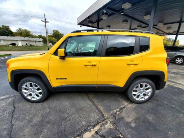 2017 Jeep Renegade Latitude 4WD - cars & trucks - by dealer -... for sale in Omaha, NE – photo 2