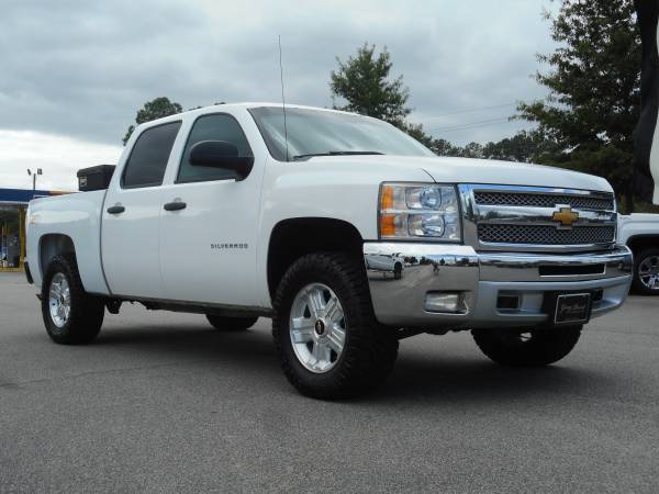 2013 CHEVROLET SILVERADO 1500 LT CREW CAB 4WD - cars & trucks - by... for sale in Winterville, NC – photo 3