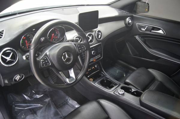 2018 Mercedes-Benz CLA CLA 250 ONLY 11K MILES CLA250 LOADED C300... for sale in Carmichael, CA – photo 13