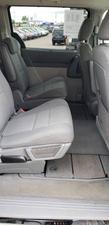 FAMILY TIME!! 2009 Chrysler Town & Country 4dr Wgn Touring for sale in Chesaning, MI – photo 8