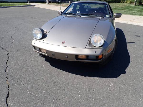 1984 Porsche 928S - - by dealer - vehicle automotive for sale in East Hartford, CT – photo 9