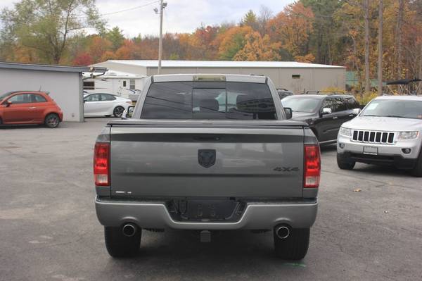 2010 RAM 1500 SLT Crew Cab 4WD for sale in Round Lake, NY – photo 6