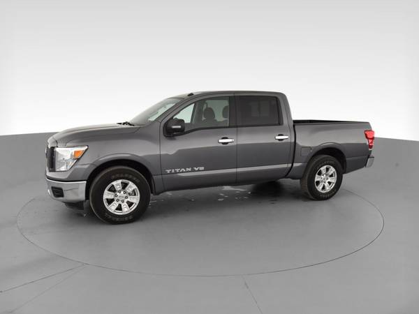 2019 Nissan Titan Crew Cab SV Pickup 4D 5 1/2 ft pickup Gray -... for sale in Bakersfield, CA – photo 4