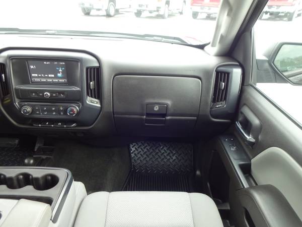 2017 Chevrolet Silverado 1500 Custom 4x4 4dr Double Cab 6 5 ft SB for sale in Minneapolis, MN – photo 16