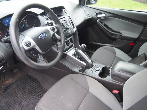2013 Ford Focus SE - - by dealer - vehicle automotive for sale in Greenland, NH – photo 7