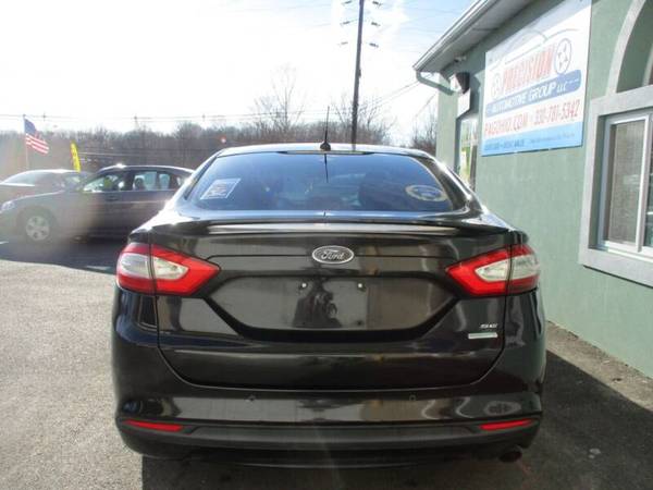 2013 Ford Fusion SE 4dr Sedan - - by dealer - vehicle for sale in Youngstown, OH – photo 5