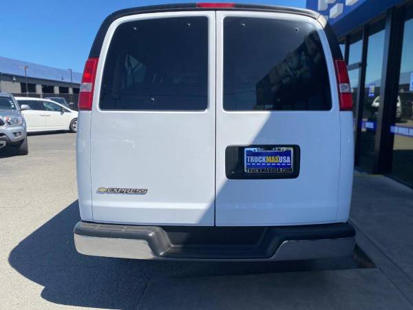 2018 Chevrolet Chevy Express 3500 Passeng EXPRESS PASSANGER - cars & for sale in Petaluma , CA – photo 4
