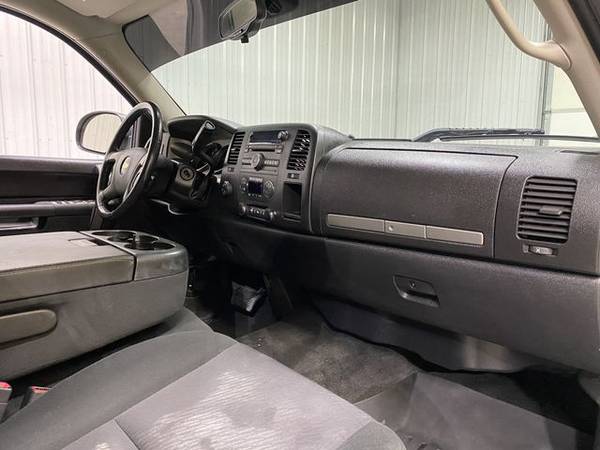 2011 Chevrolet Silverado 1500 Crew Cab - Small Town & Family Owned! for sale in Wahoo, NE – photo 10