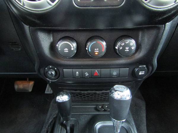 2017 Jeep Wrangler Sahara 2-dr - - by dealer - vehicle for sale in New Glarus, WI – photo 17