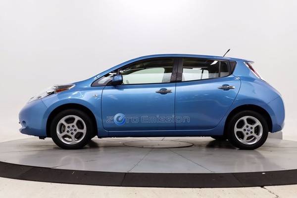 2011 Nissan Leaf SL - - by dealer - vehicle automotive for sale in Bloomington, MN – photo 4