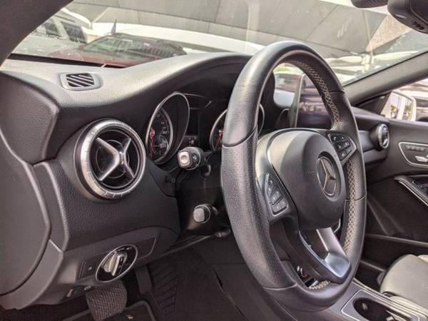 2018 Mercedes-Benz CLA CLA 250 SKU: JN680882 Sedan for sale in North Richland Hills, TX – photo 10