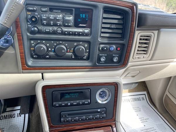 2002 Cadillac Escalade All Wheel Drive 1 OWNER NO ACCIDENTS - cars & for sale in Grand Blanc, MI – photo 12