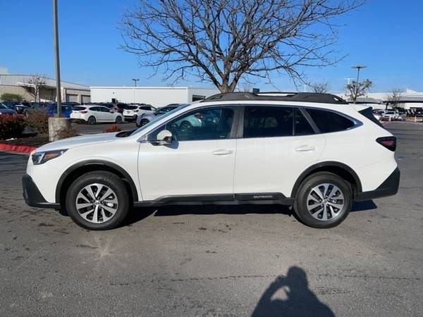 2020 Subaru Outback Premium - - by dealer - vehicle for sale in Georgetown, TX – photo 2