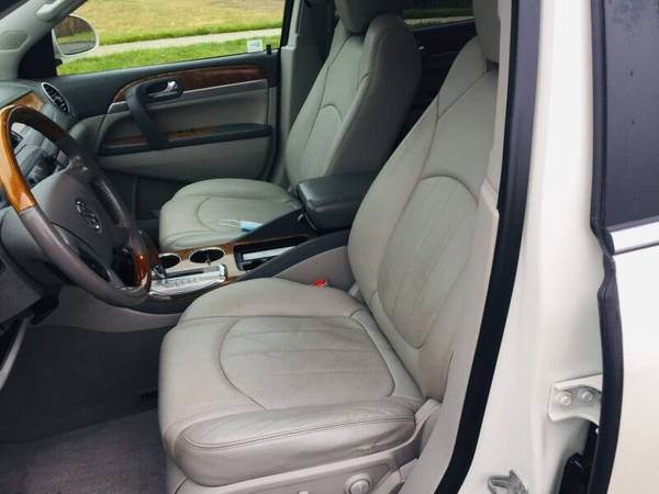 2011 Buick Enclave 3rd row--WE FINANCE EVERYONE - cars & trucks - by... for sale in burlington city, NJ – photo 3