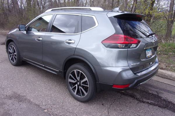 2018 Nissan Rogue SL AWD - - by dealer - vehicle for sale in VADNAIS HEIGHTS, MN – photo 3