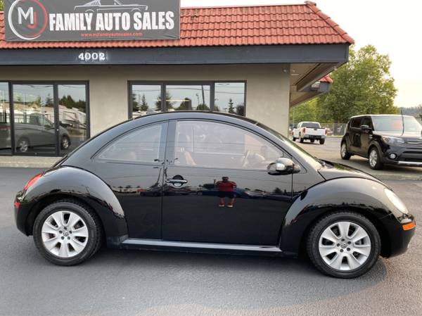 2009 Volkswagen New Beetle Coupe MINT STICK SHIFT - cars & for sale in Auburn, WA – photo 3