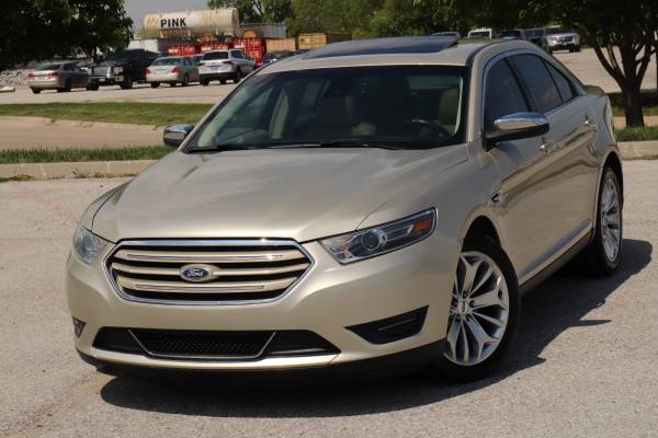 2018 Ford Taurus Limited 44K Miles Only - - by for sale in Omaha, NE – photo 3