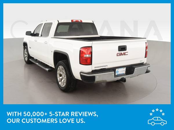 2015 GMC Sierra 1500 Crew Cab SLT Pickup 4D 5 3/4 ft pickup White for sale in Chicago, IL – photo 6
