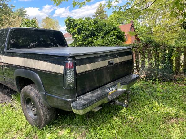 97 Chevy Silverado 1500 4x4 118k Truck is Strong enough to tow or for sale in Pittsburgh, PA – photo 6