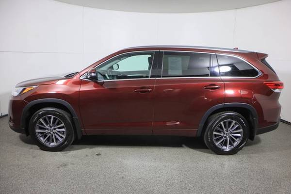 2018 Toyota Highlander, Ooh La La Rouge Mica - - by for sale in Wall, NJ – photo 2