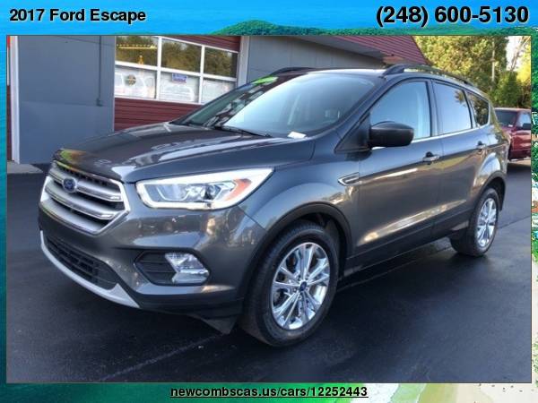 2017 Ford Escape SE All Credit Approved! for sale in Auburn Hills, MI – photo 3