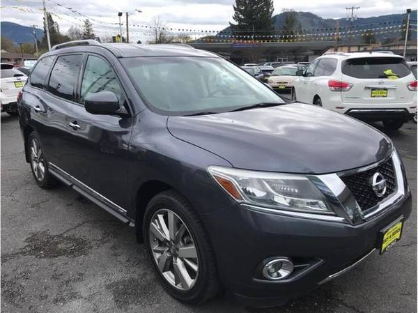 2014 Nissan Pathfinder Platinum Sport Utility 4D - We Welcome All... for sale in Medford, OR – photo 10