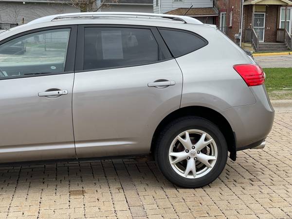 2009 Nissan Rogue SL - - by dealer - vehicle for sale in Aurora, IL – photo 6