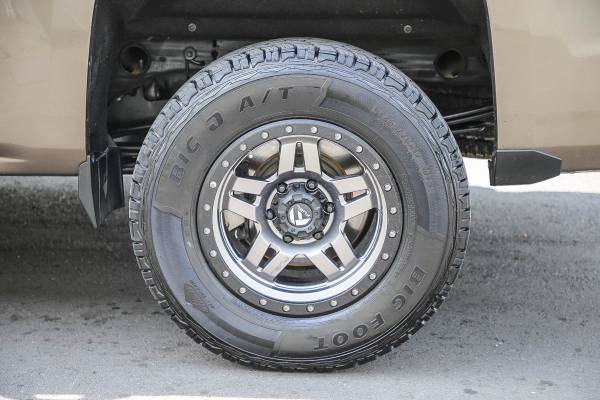 2014 Chevy Chevrolet Silverado 1500 LT 4WD pickup Brownstone for sale in Sacramento, NV – photo 10