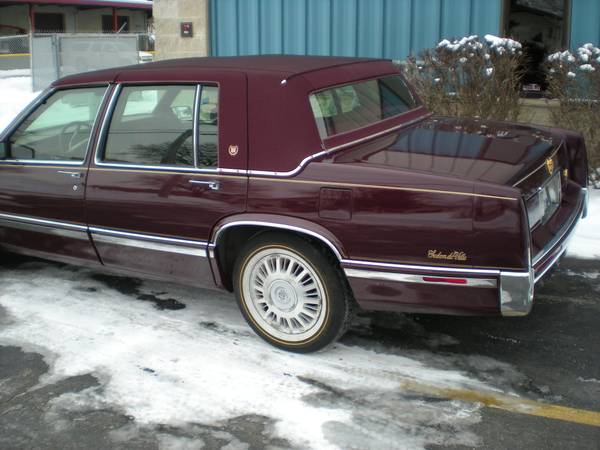 1992 Cadillac Deville for sale in West Allis, WI – photo 2