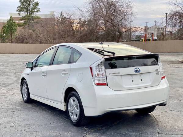 2011 Toyota Prius Two - - by dealer - vehicle for sale in Greensboro, NC – photo 5