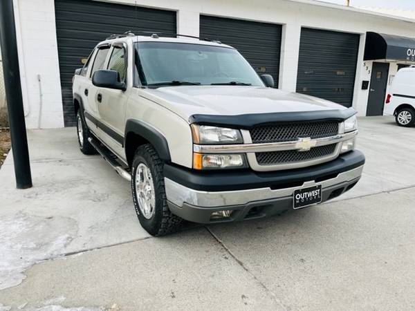 2004 Chevy Avalanche ONLY 52K! - - by dealer - vehicle for sale in Grand Junction, CO – photo 6
