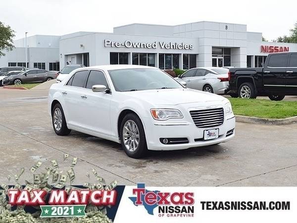 2013 Chrysler 300C Base - - by dealer - vehicle for sale in GRAPEVINE, TX – photo 2