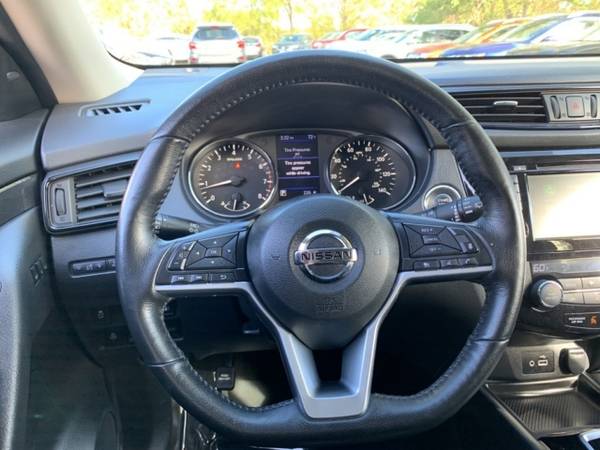 2018 Nissan Rogue SV for sale in Ellicott City, MD – photo 16