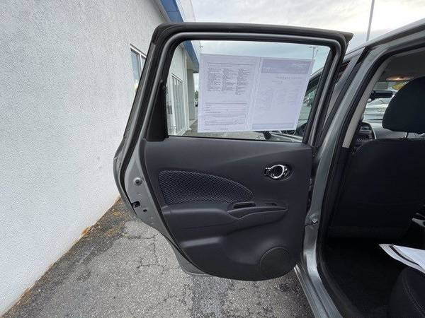 2015 Nissan Versa Note SV hatchback Gray - - by dealer for sale in Salisbury, NC – photo 23
