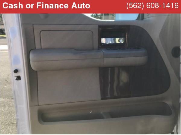 2006 Ford F-150 SuperCrew 139" Lariat for sale in Bellflower, CA – photo 10