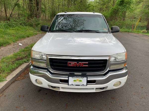 2005 GMC Sierra 1500 SLE 4dr Extended Cab Rwd - - by for sale in Jersey City, NJ – photo 2