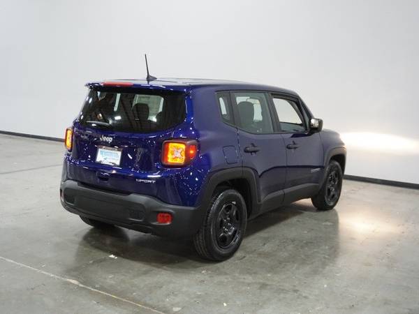 2021 Jeep Renegade Sport SUV - - by dealer - vehicle for sale in Wilsonville, OR – photo 5