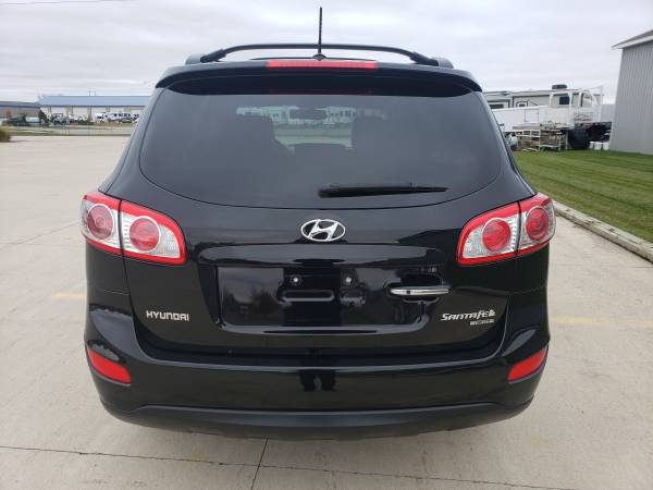 2011 Hyundai Santa Fe Limited for sale in Fargo, ND – photo 3