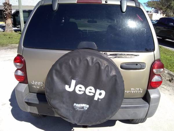 2005 jeep liberty renegade 4x4 excellent throughout - cars & trucks... for sale in St. Augustine, FL – photo 10