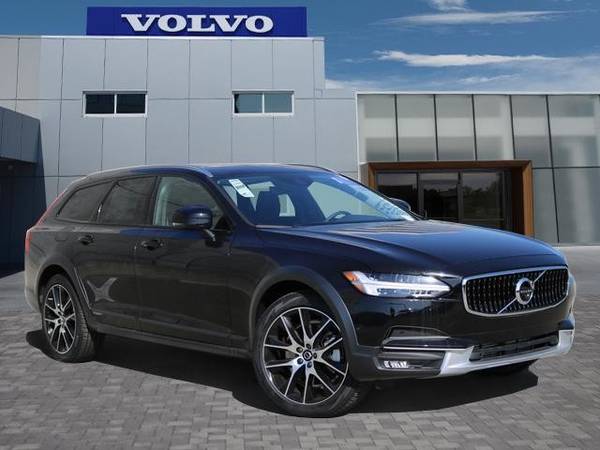 2020 Volvo V90 Cross Country - cars & trucks - by dealer - vehicle... for sale in Culver City, CA – photo 2
