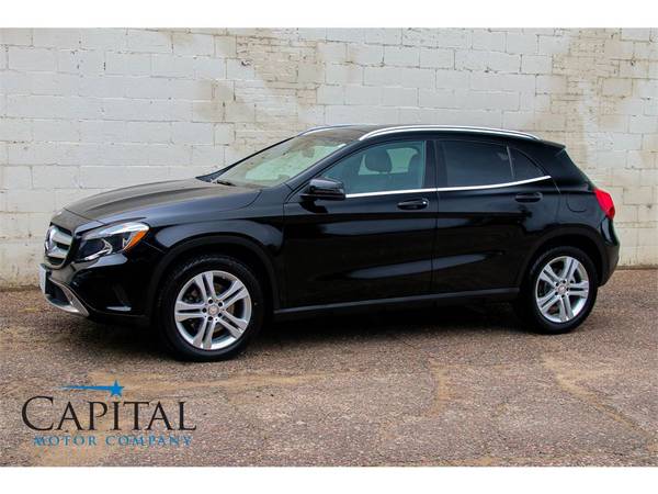 Sleek 2016 Mercedes-Benz GLA 250 Crossover w/Navigation, Keyless GO! for sale in Eau Claire, WI – photo 9