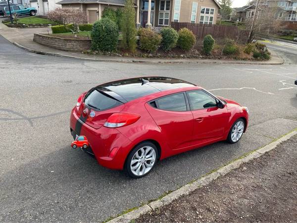 2013 Hyundai Veloster Coupe 3Door - cars & trucks - by owner -... for sale in Happy valley, OR – photo 4